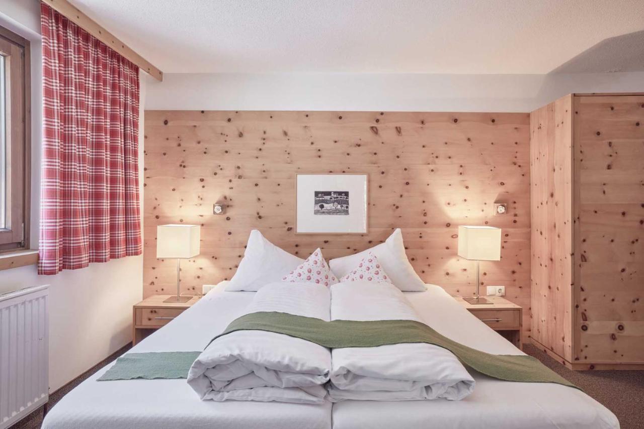 Bio Hotel Stillebach Sankt Leonhard im Pitztal Exterior photo