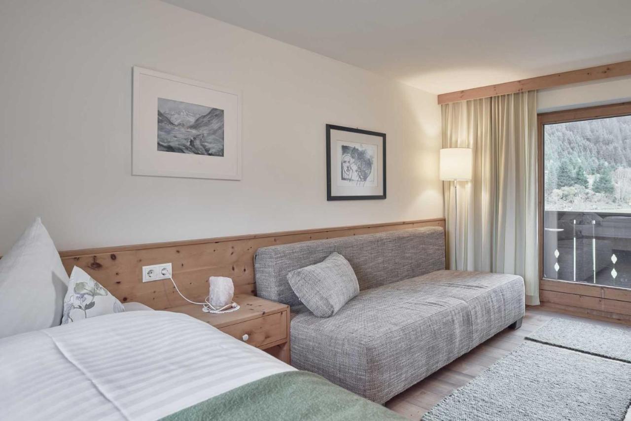 Bio Hotel Stillebach Sankt Leonhard im Pitztal Exterior photo