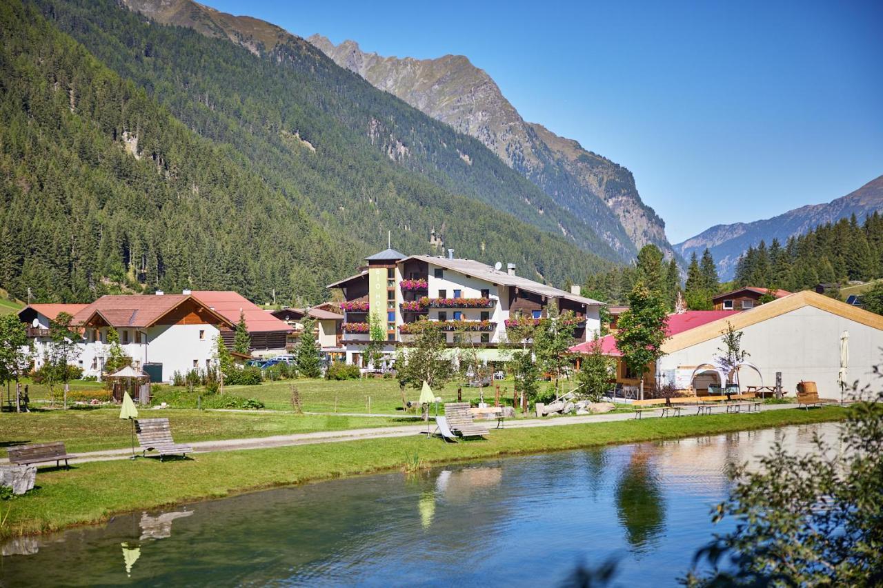 Bio Hotel Stillebach Sankt Leonhard im Pitztal Exterior photo