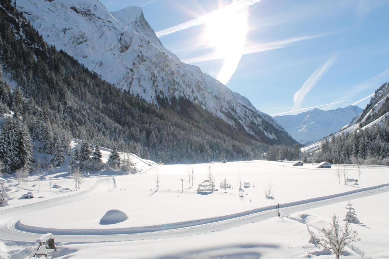 Bio Hotel Stillebach Sankt Leonhard im Pitztal Exterior photo